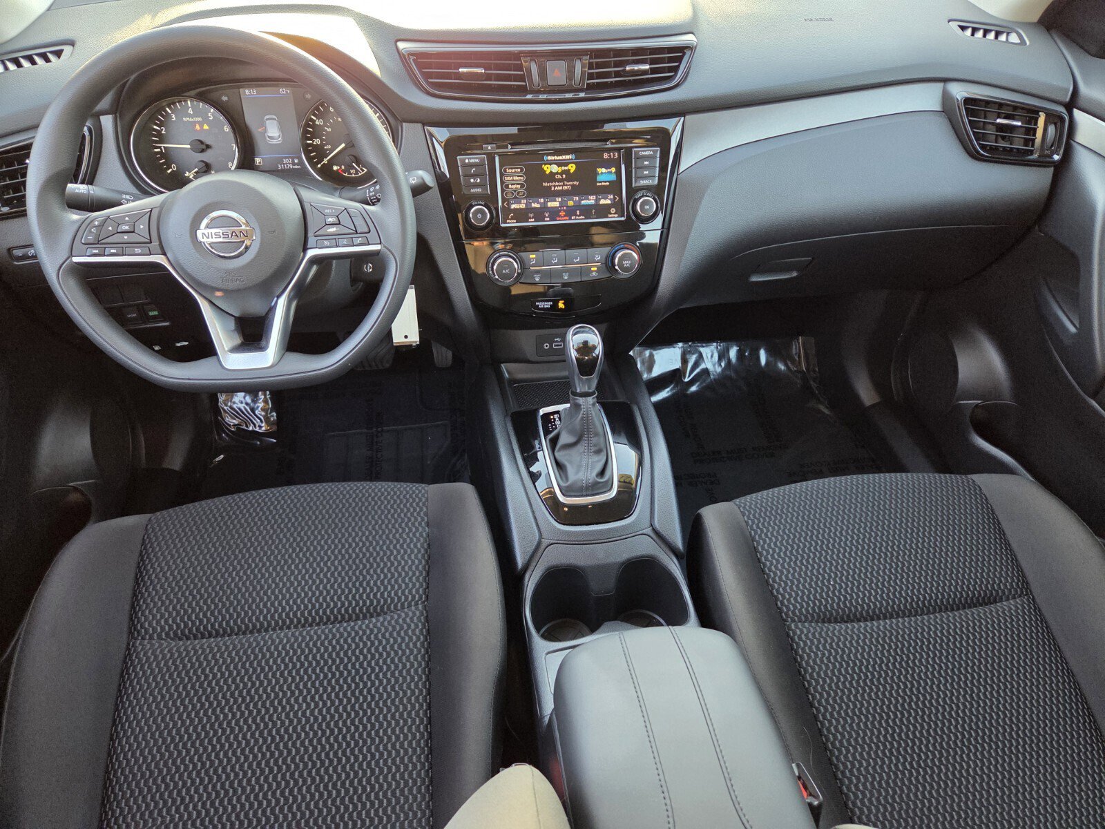 Used 2021 Nissan Rogue Sport S image 14