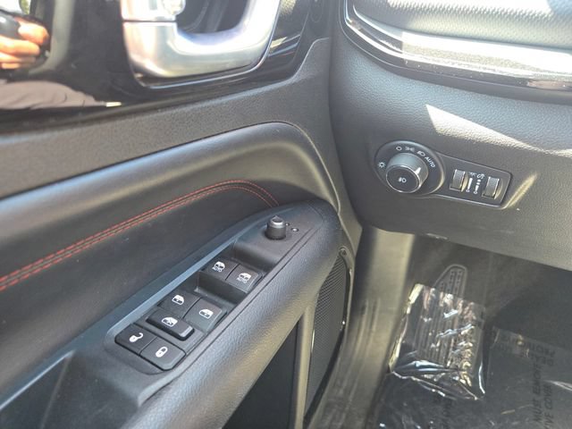 Used 2024 Jeep Compass Trailhawk AWD/4WD image 19