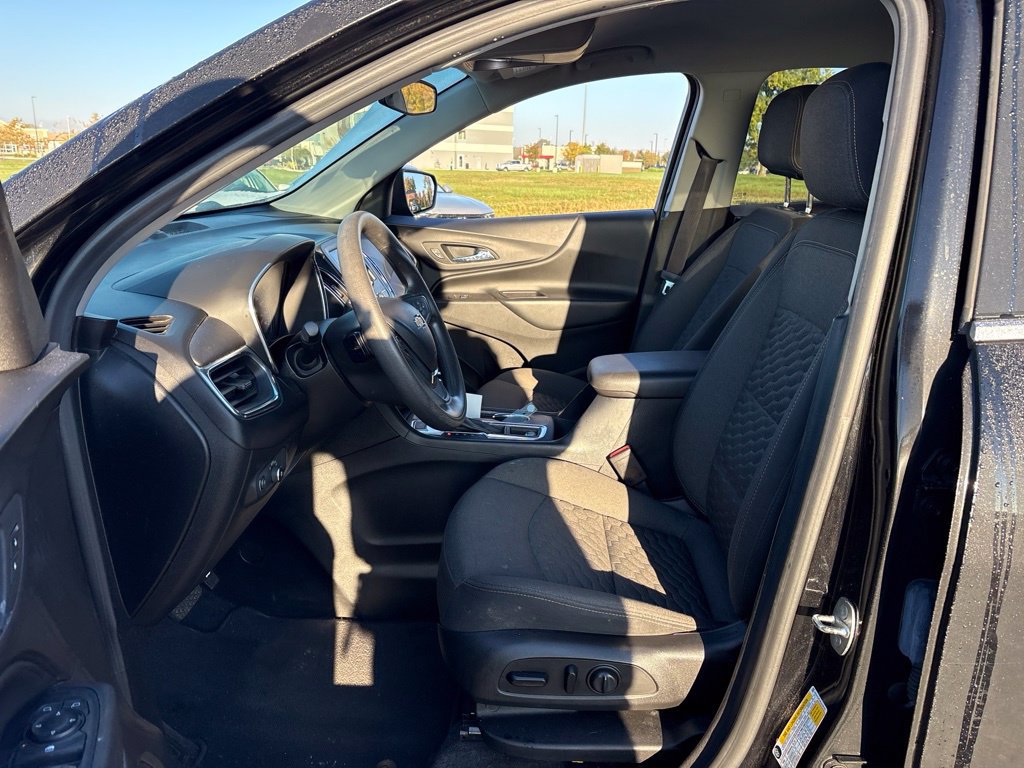 Used 2020 Chevrolet Equinox LT AWD/4WD image 14