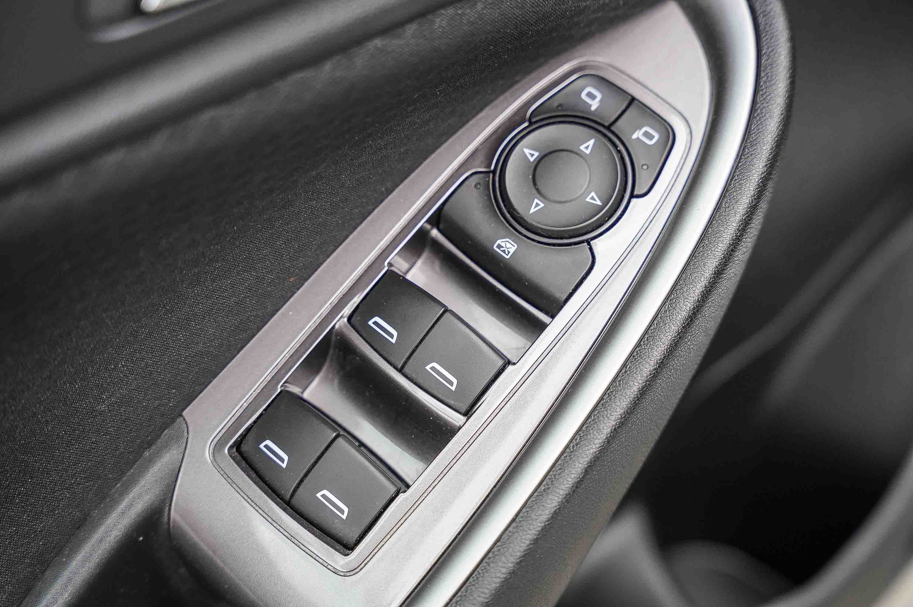 Used 2022 Chevrolet Malibu RS image 21