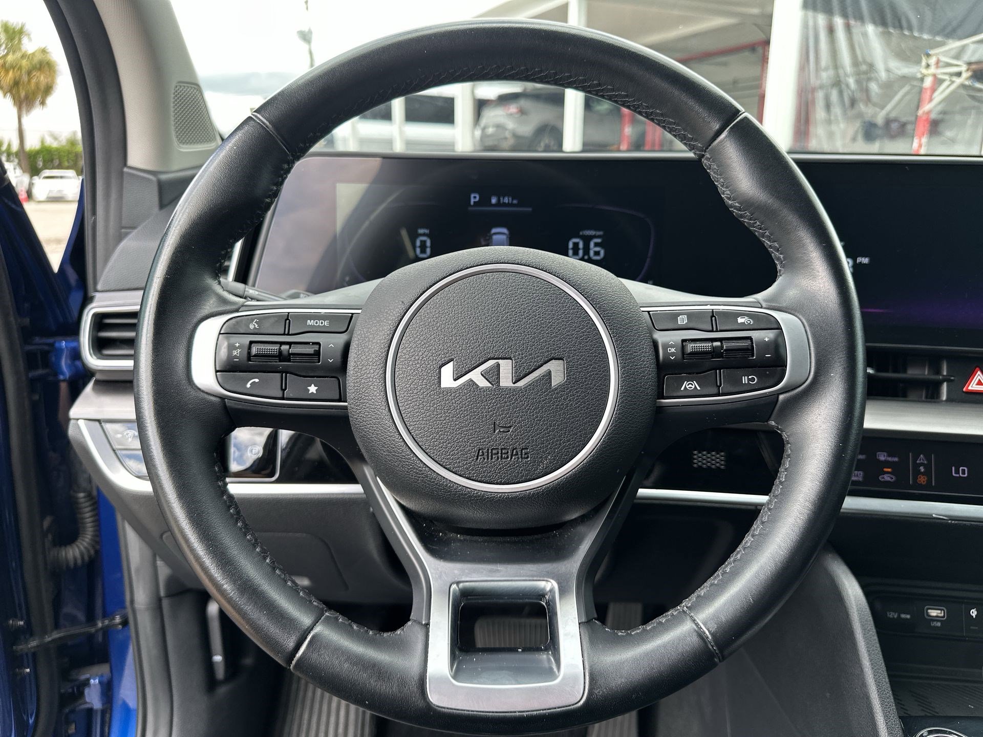 Used 2024 Kia Sportage EX image 11