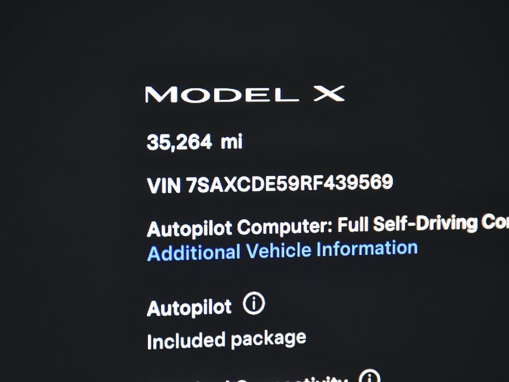 Used 2024 Tesla Model X image 27