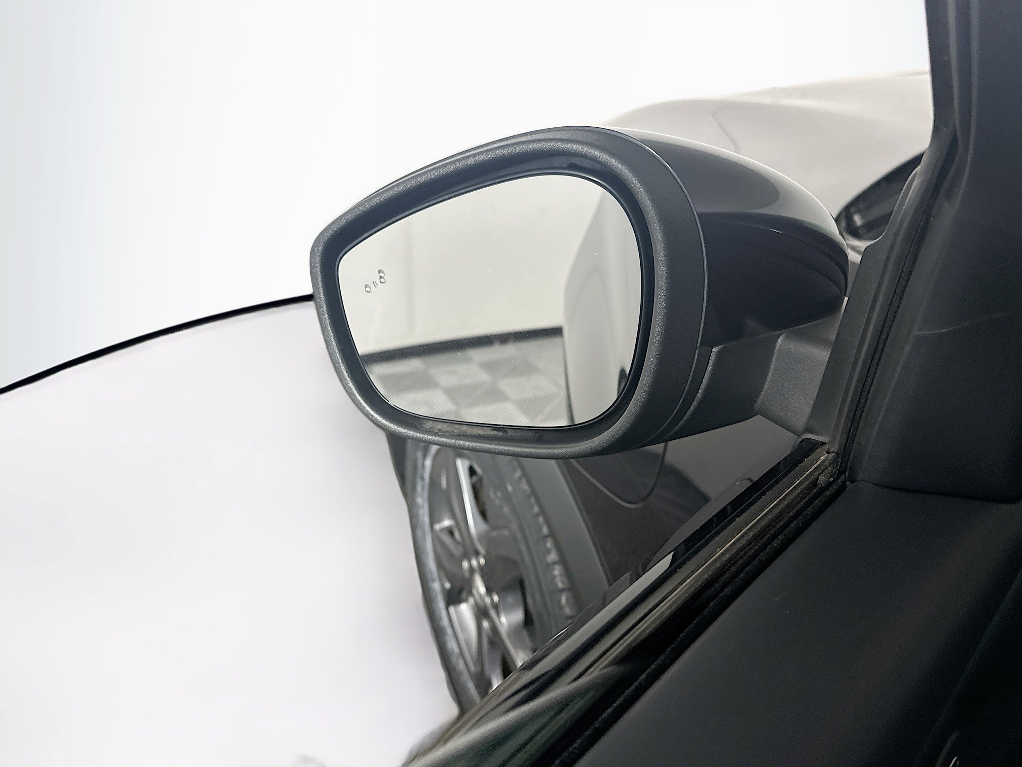 Used 2021 Ford Mustang Mach-E Select image 16