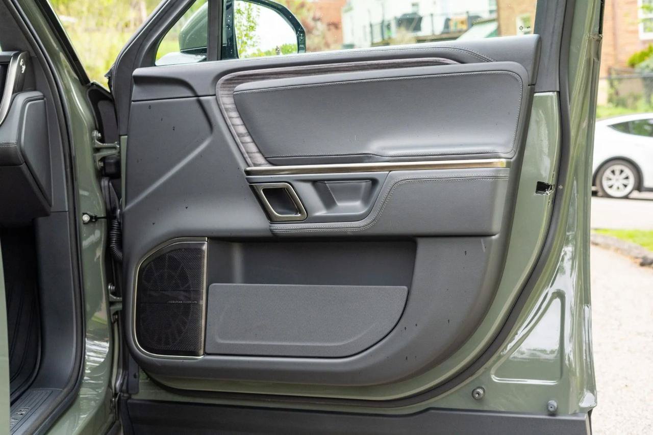 Used 2022 Rivian R1T Launch Edition AWD/4WD image 30