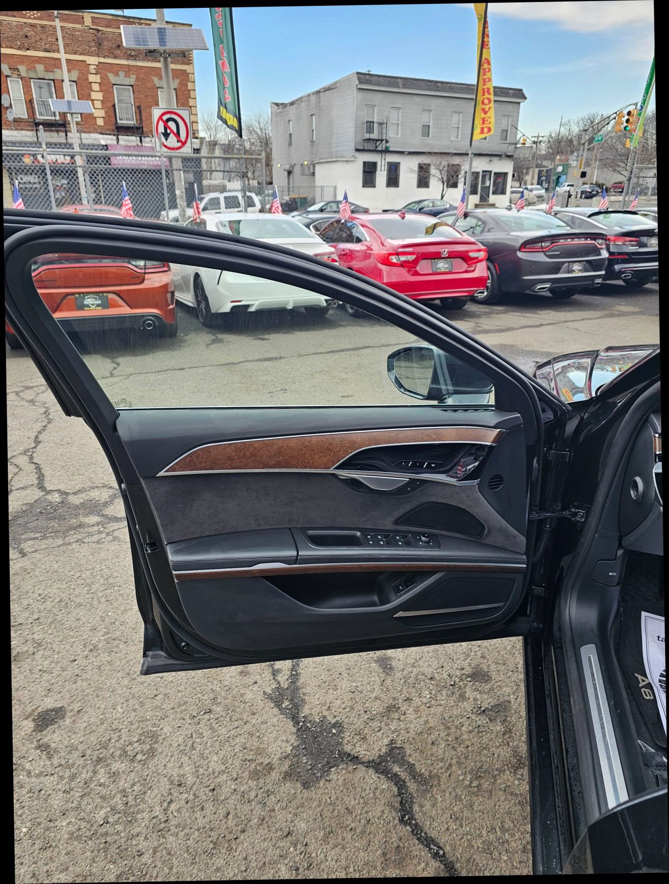 Used 2021 Audi A8 L 3.0T image 9