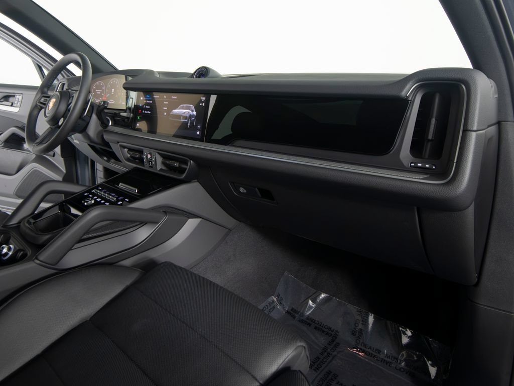 New 2026 Porsche Cayenne AWD/4WD image 33