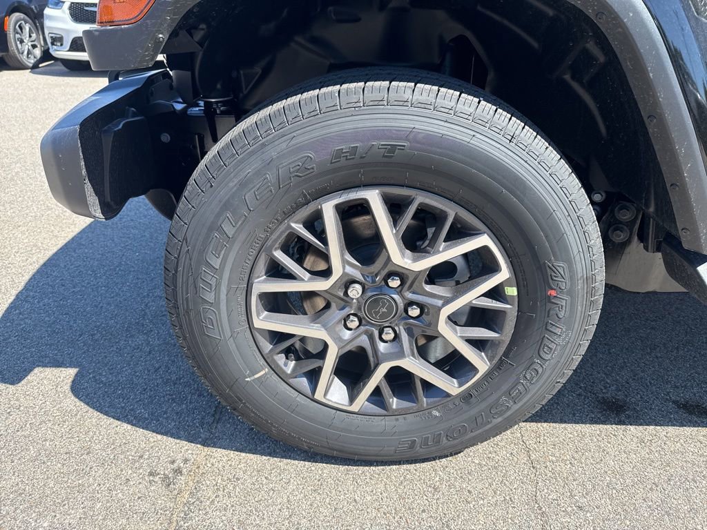 New 2026 Jeep Wrangler Sahara AWD/4WD image 9