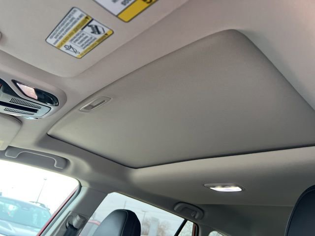 Used 2025 Subaru Outback Limited image 14