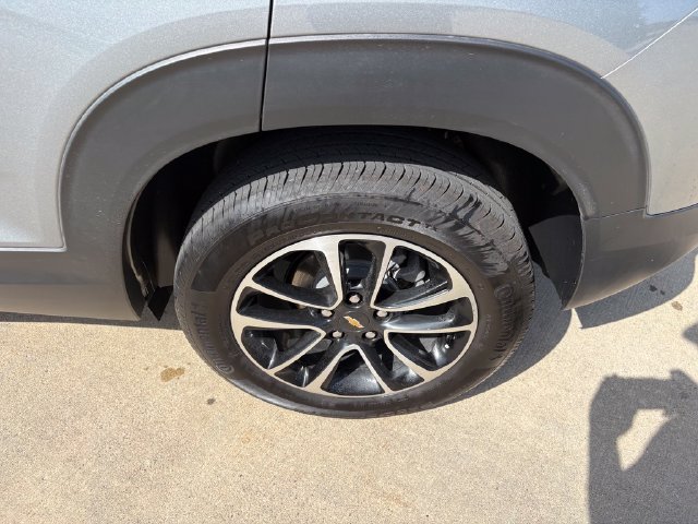 Used 2024 Chevrolet TrailBlazer LT w/ LT Cold Weather Package FWD image 44