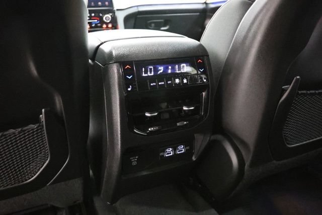 Used 2023 Jeep Grand Cherokee L Summit w/ Advanced Protech Group IV AWD/4WD image 32
