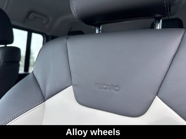 Used 2025 INEOS Grenadier Station Wagon AWD/4WD image 23