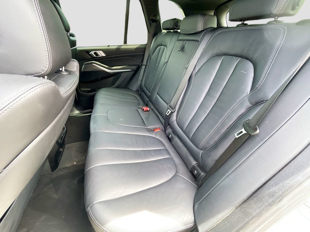 Used 2022 BMW X5 xDrive40i AWD/4WD image 26