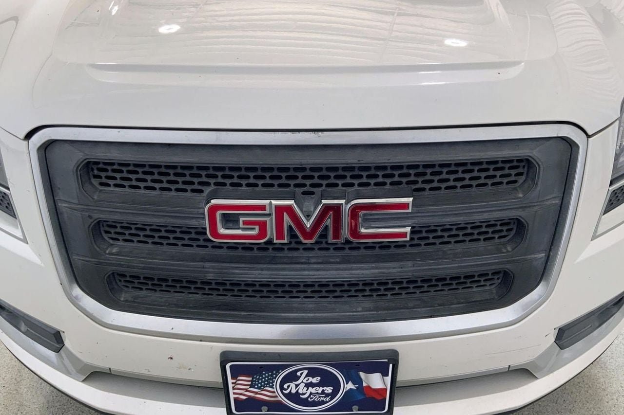 Used 2016 GMC Acadia SLE FWD image 27