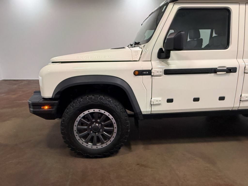 Used 2024 INEOS Grenadier Station Wagon AWD/4WD image 38