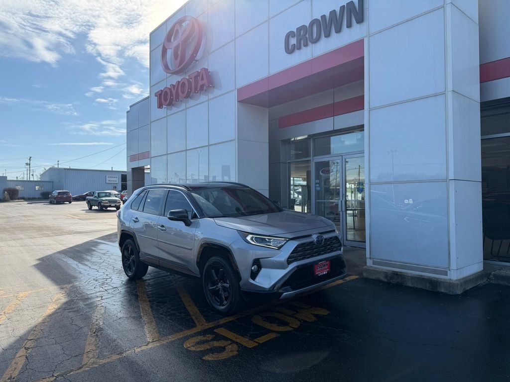 Used 2020 Toyota RAV4 XSE image 1