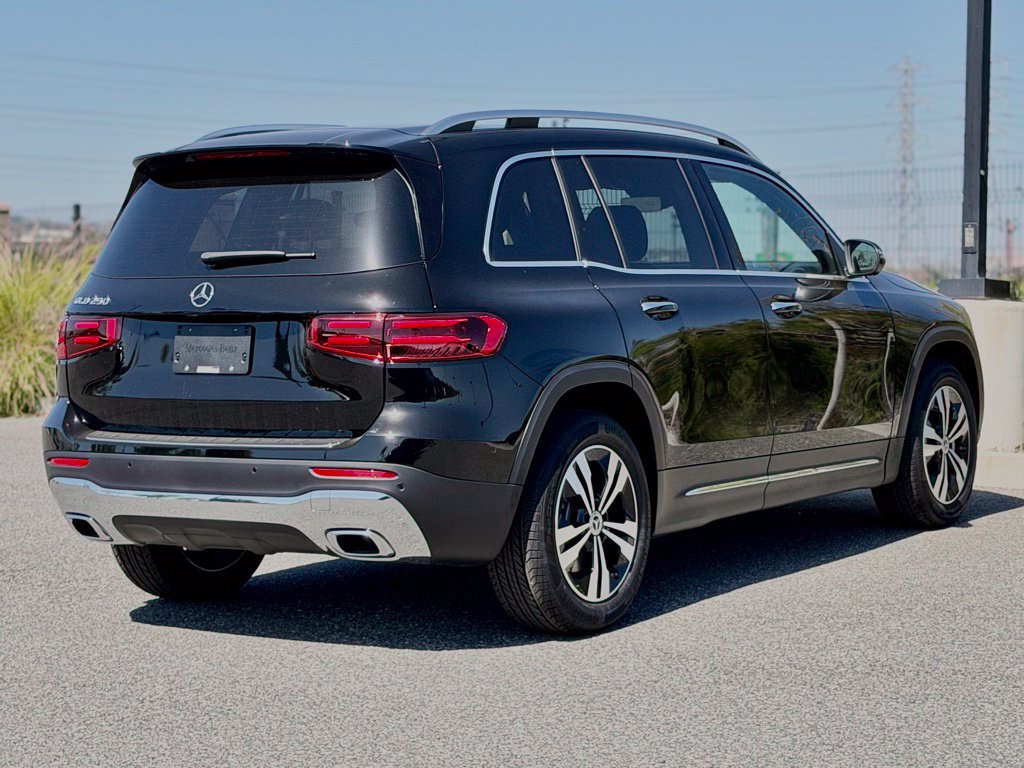 New 2026 Mercedes-Benz GLB 250 image 8