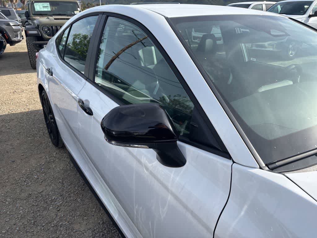 Used 2026 Toyota Camry Hybrid FWD image 5