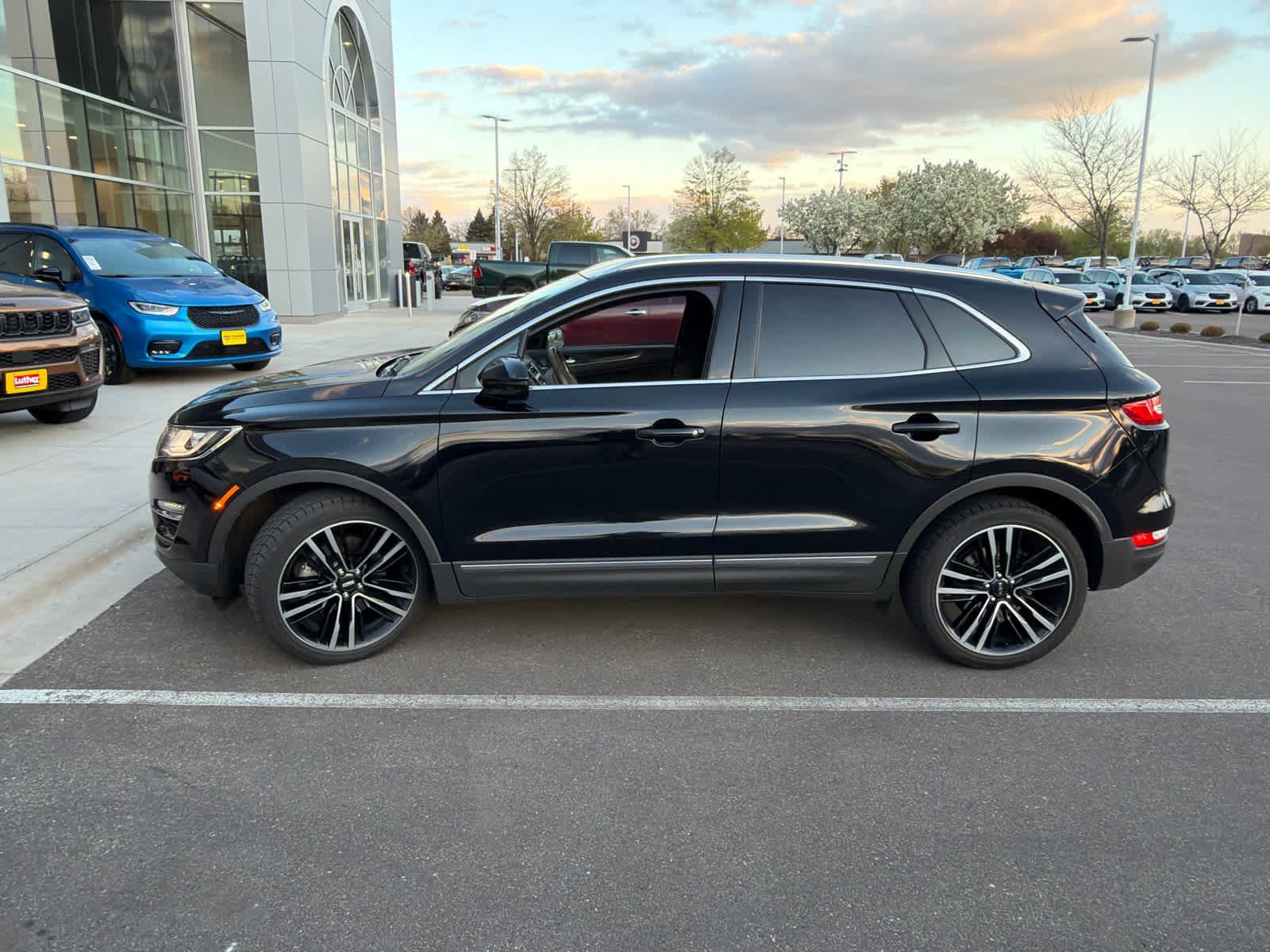 Used 2017 Lincoln MKC Reserve AWD/4WD image 5