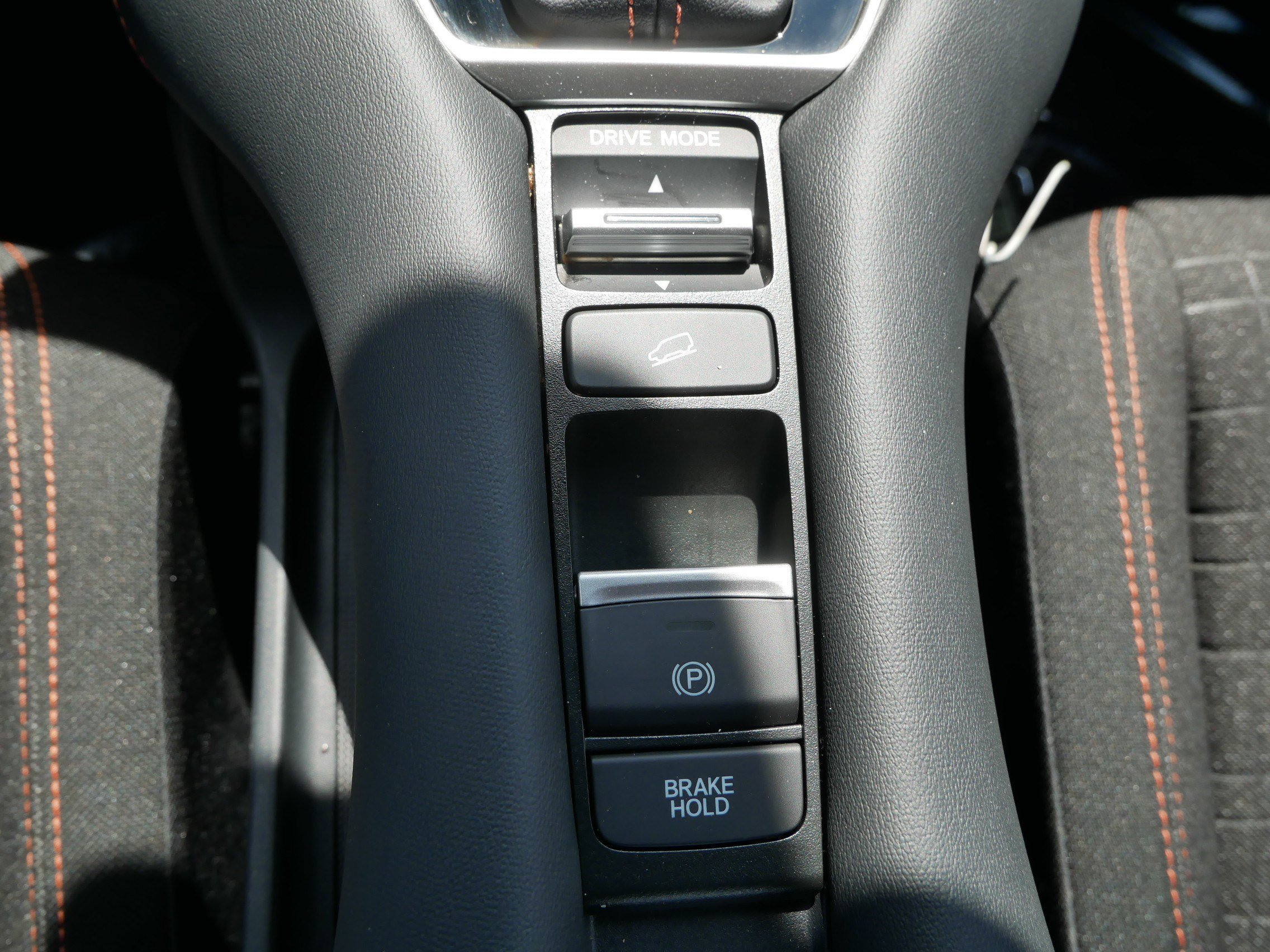 Certified 2024 Honda HR-V Sport image 32