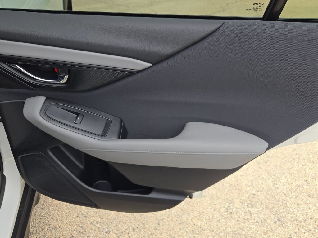 Certified 2024 Subaru Outback Premium AWD/4WD image 8