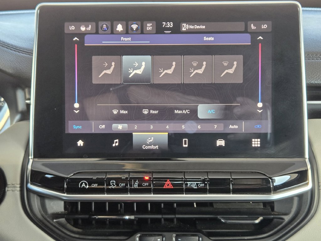 Used 2025 Jeep Compass Limited AWD/4WD image 19
