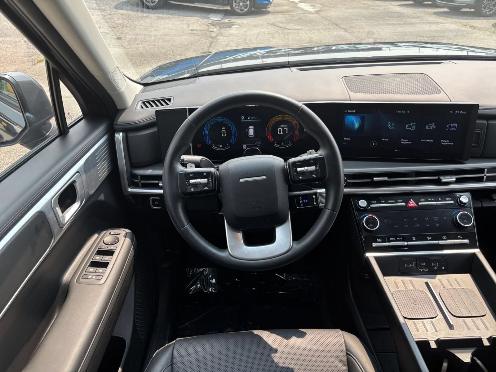 Used 2026 Hyundai Santa Fe SEL FWD image 30