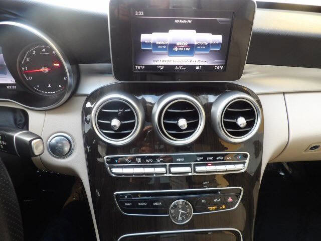 Used 2018 Mercedes-Benz C 300 4MATIC Sedan image 14