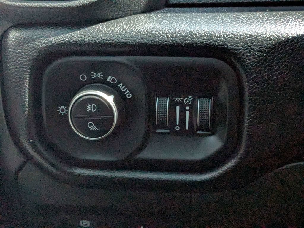 Used 2022 RAM 1500 Laramie AWD/4WD image 20