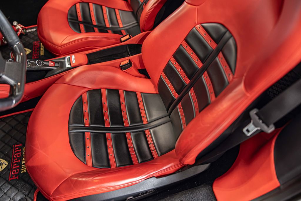 Used 2018 Ferrari 488 GTB RWD image 30