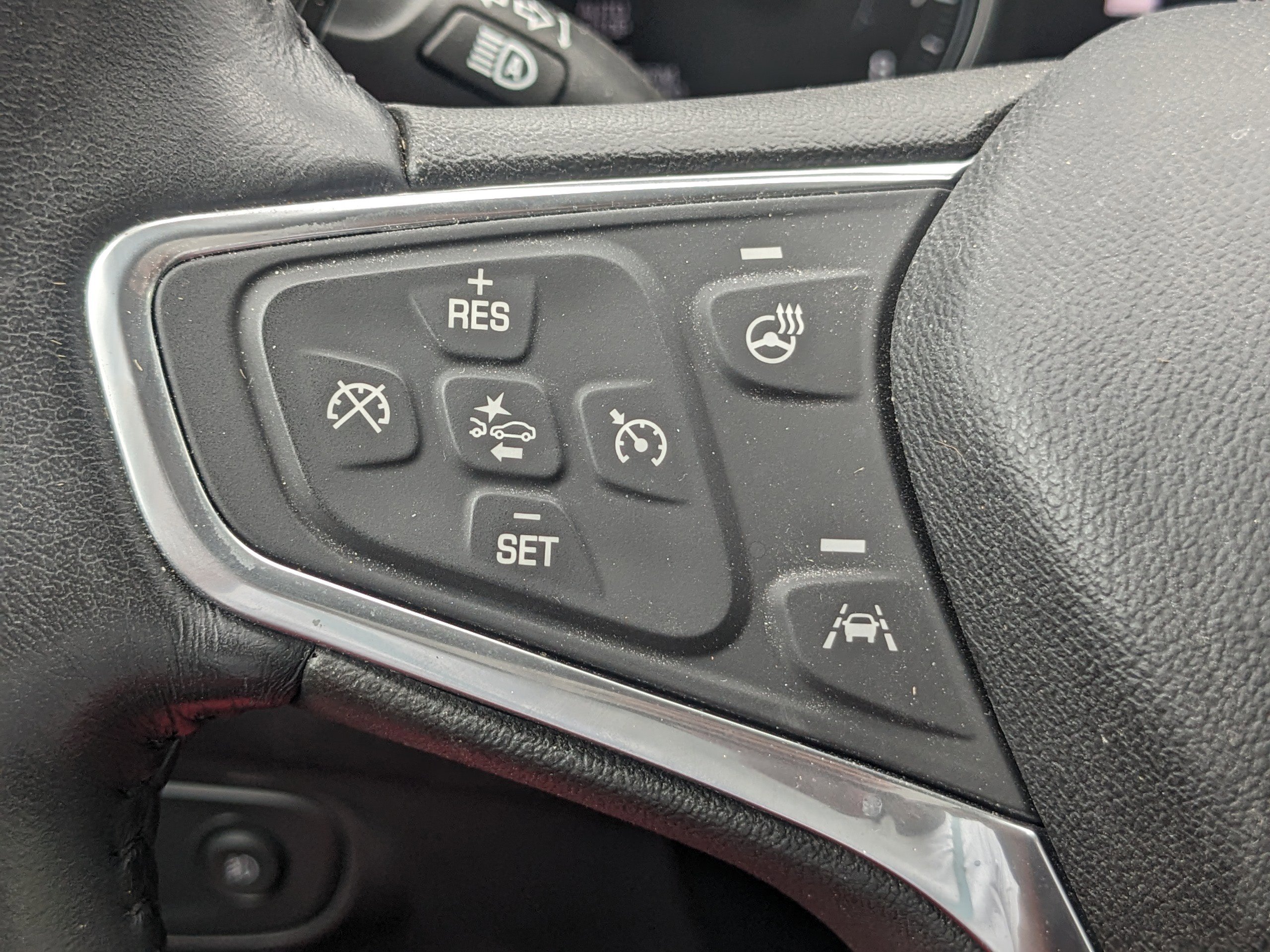 Used 2022 Chevrolet Equinox Premier image 27
