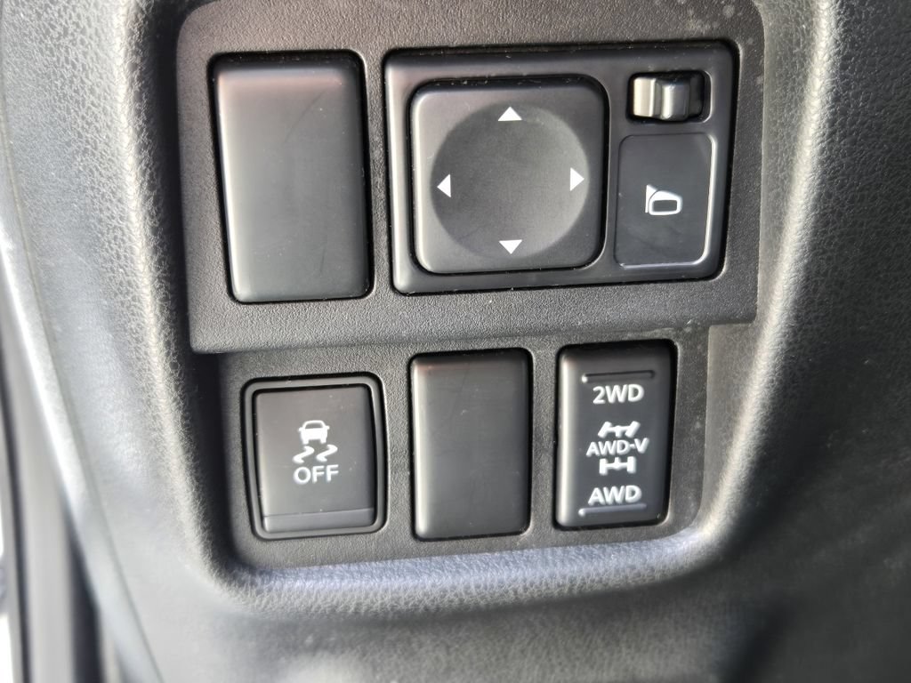 Used 2015 Nissan Juke NISMO AWD/4WD image 20