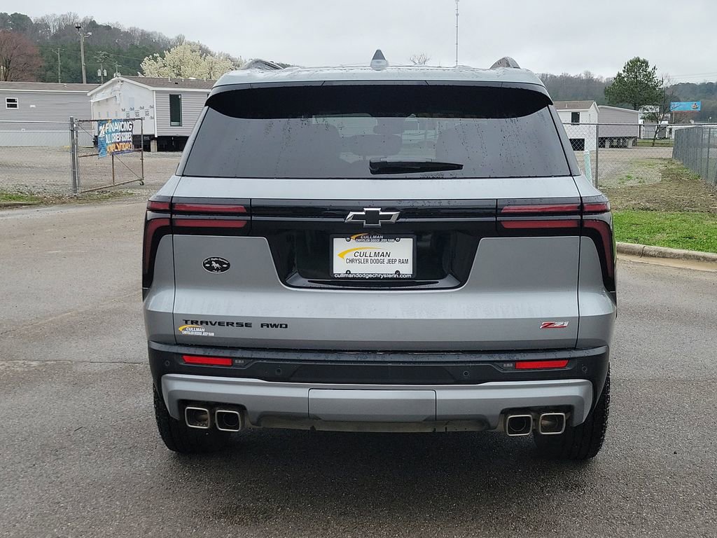 Used 2025 Chevrolet Traverse Z71 w/ LPO, Floor Liner Package image 4