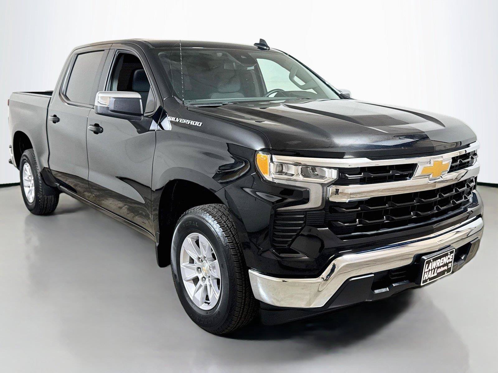 Used 2026 Chevrolet Silverado 1500 LT RWD image 3