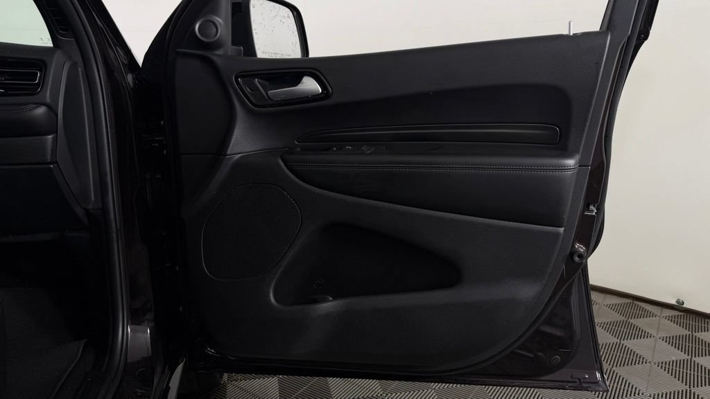 Used 2024 Dodge Durango SXT w/ SXT Blacktop Group AWD/4WD image 32