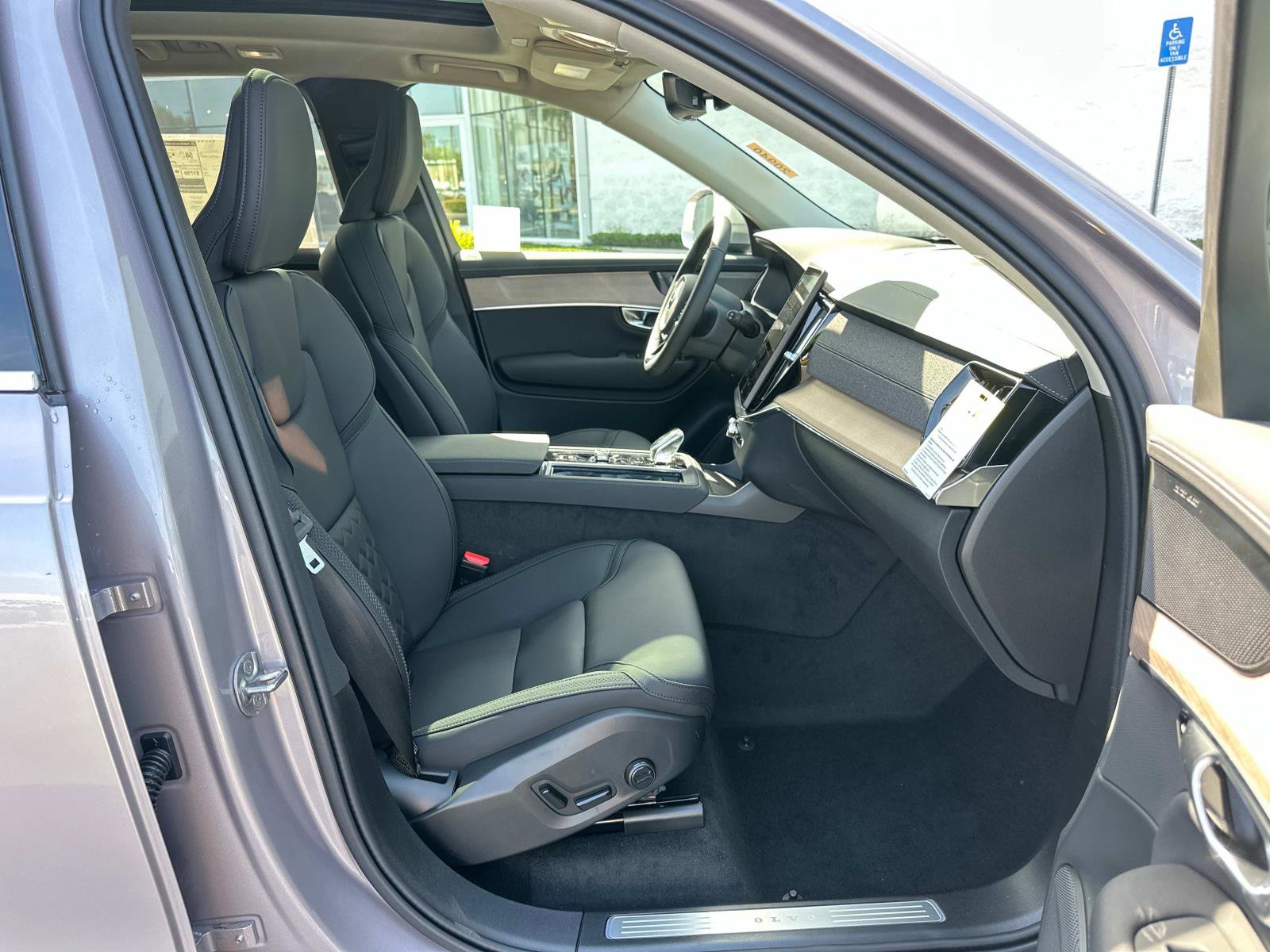 New 2026 Volvo XC90 T8 Plus image 20
