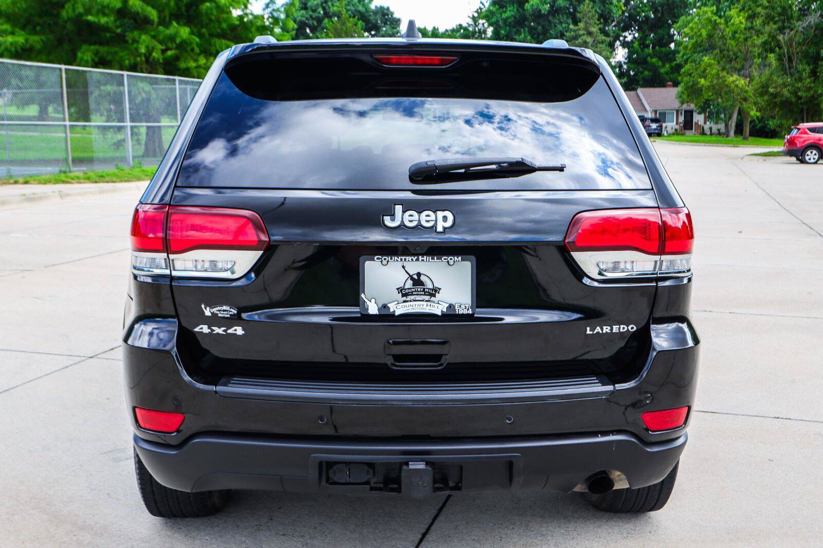 Used 2021 Jeep Grand Cherokee Laredo w/ Trailer Tow Group IV AWD/4WD image 19