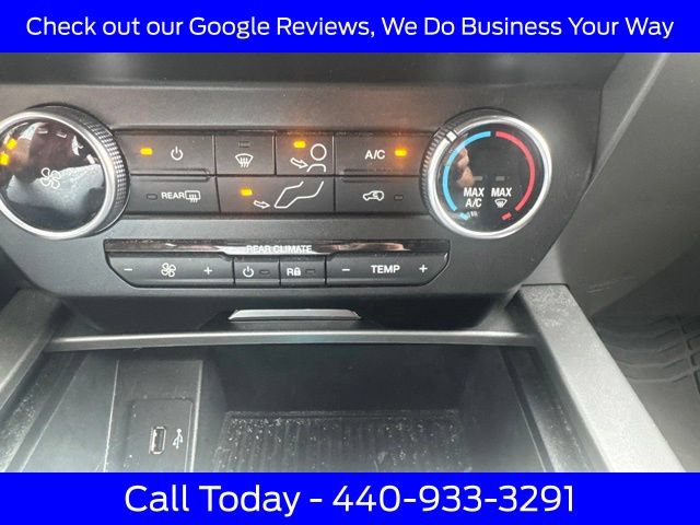 Used 2018 Ford Expedition XLT RWD image 23