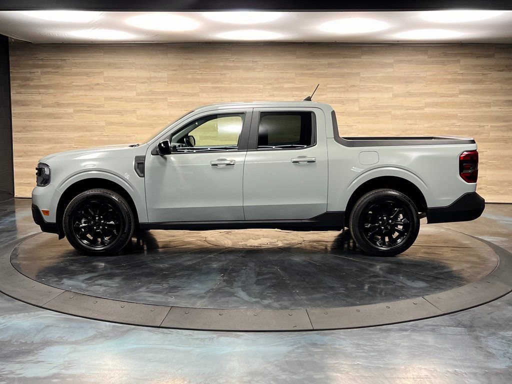 Used 2024 Ford Maverick Lariat w/ Black Appearance Package image 14