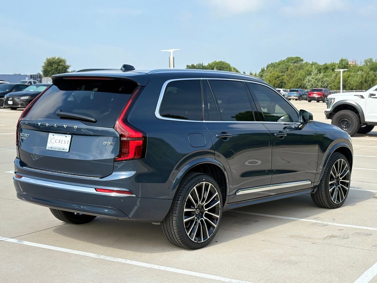 New 2026 Volvo XC90 B5 Ultra w/ Lounge Package AWD/4WD image 5