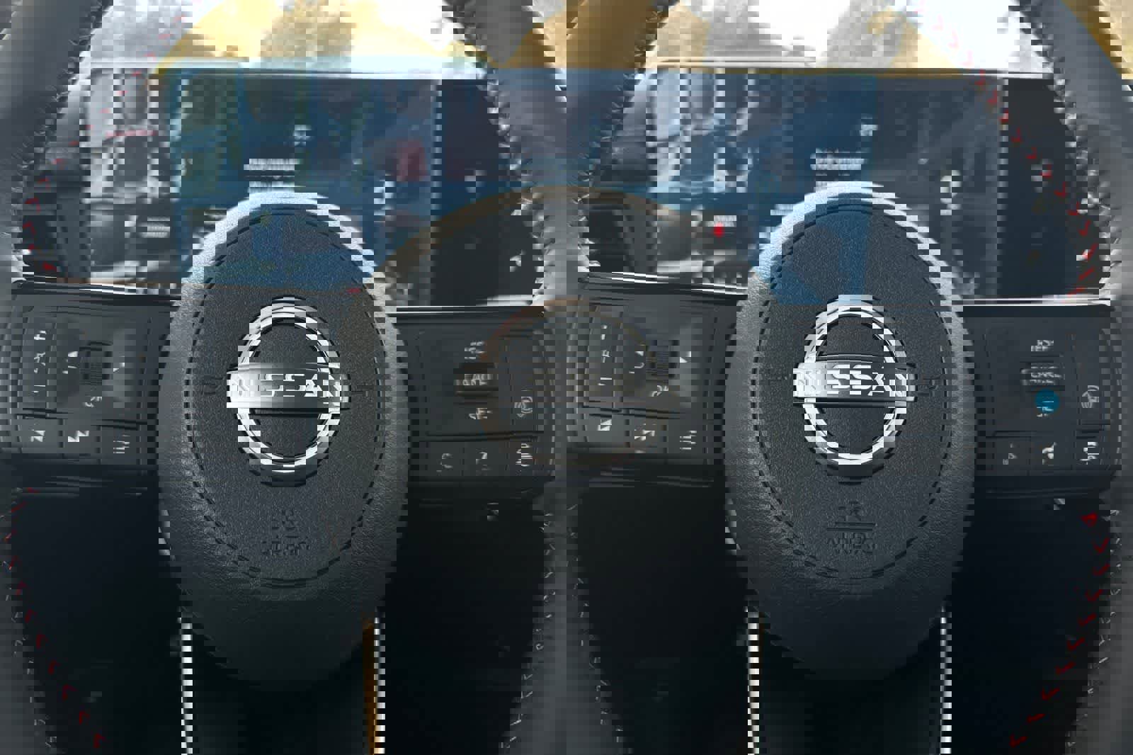 New 2026 Nissan Kicks SR image 25