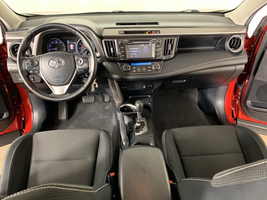 Used 2017 Toyota RAV4 XLE image 33