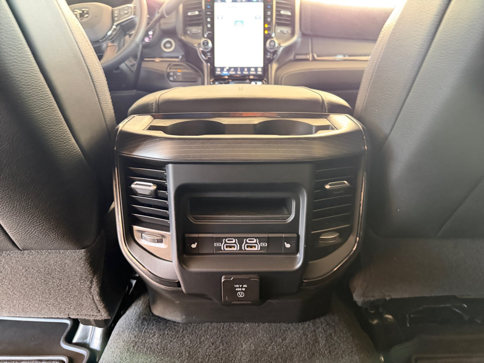 Used 2024 RAM 2500 Limited AWD/4WD image 27