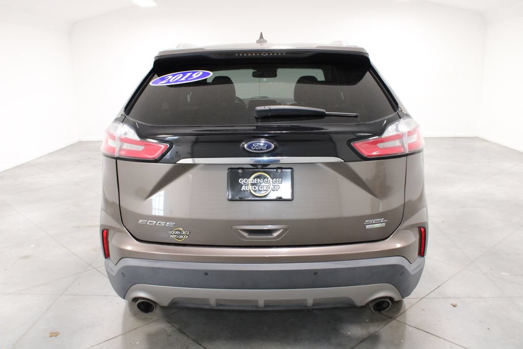 Used 2019 Ford Edge SEL w/ Equipment Group 201A FWD image 8