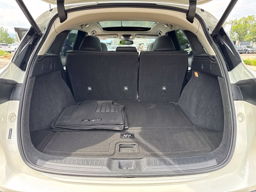 Used 2021 INFINITI QX50 Luxe w/ Cargo Package AWD/4WD image 25
