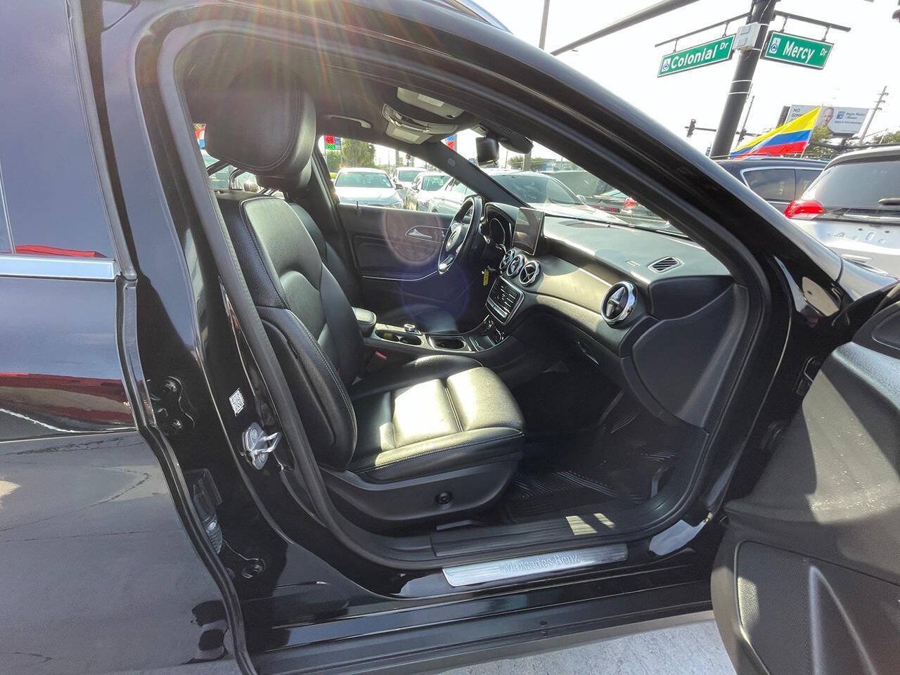 Used 2019 Mercedes-Benz GLA 250 4MATIC image 15