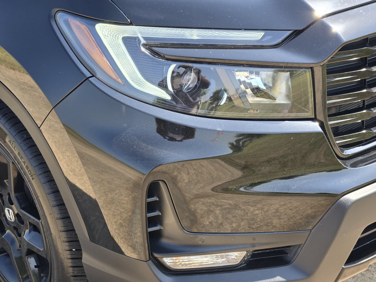 Used 2024 Honda Passport Black Edition image 11