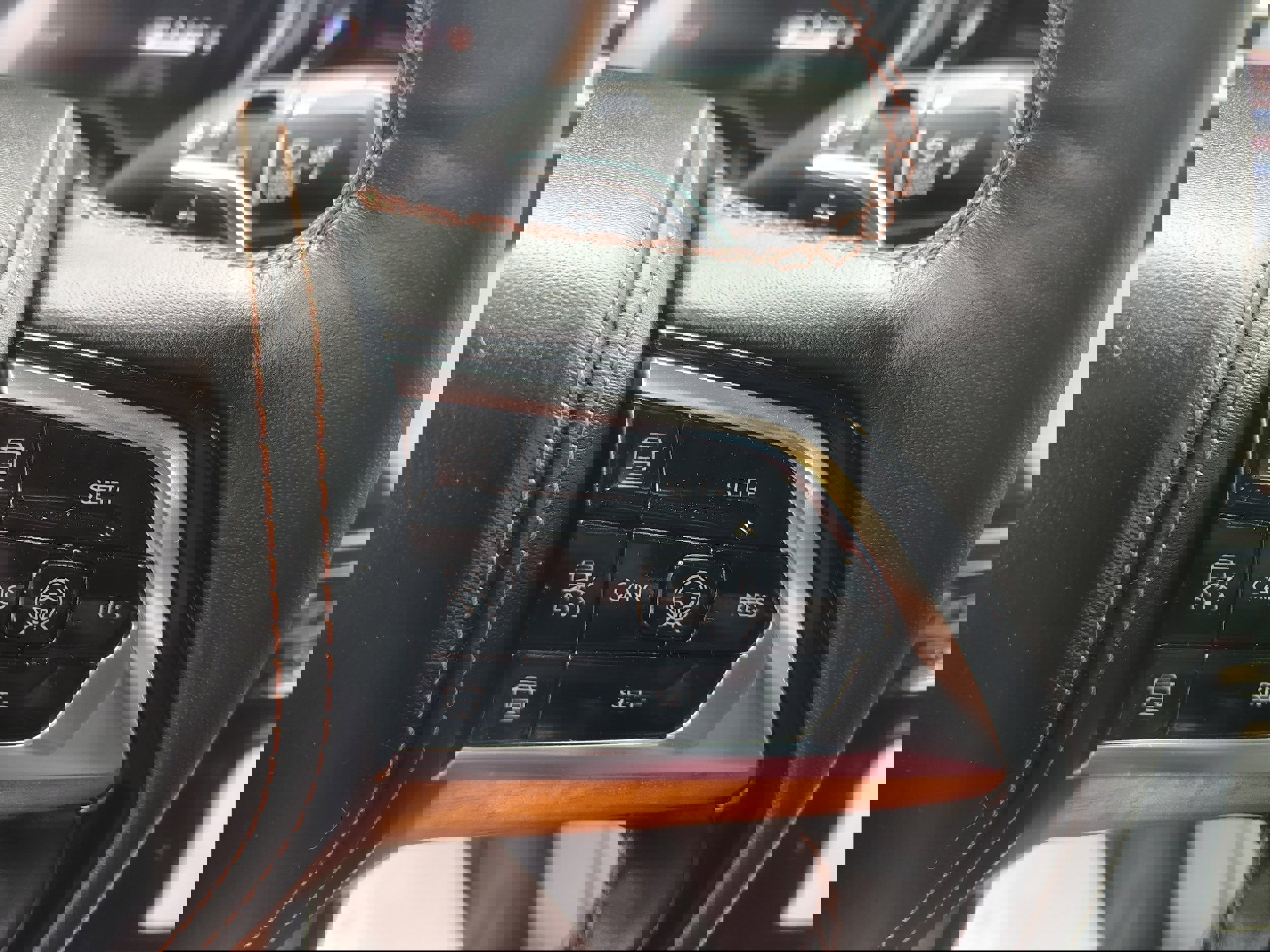 Certified 2024 Jeep Grand Cherokee Summit image 38