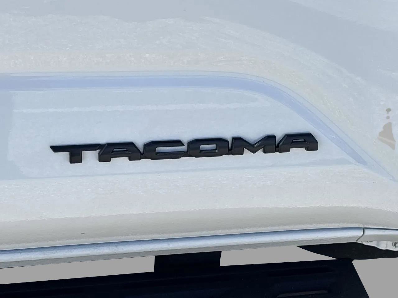 Used 2024 Toyota Tacoma TRD Sport image 8