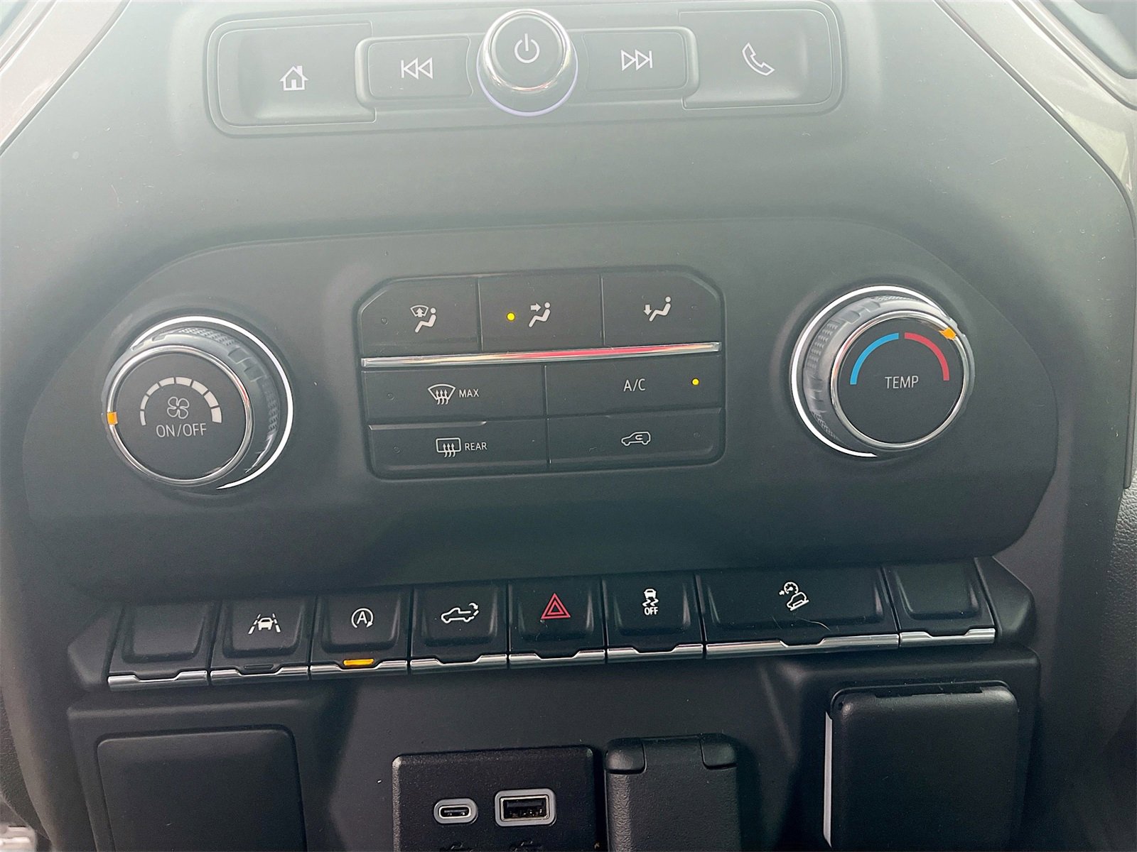 Used 2024 Chevrolet Silverado 1500 Custom Trail Boss image 15