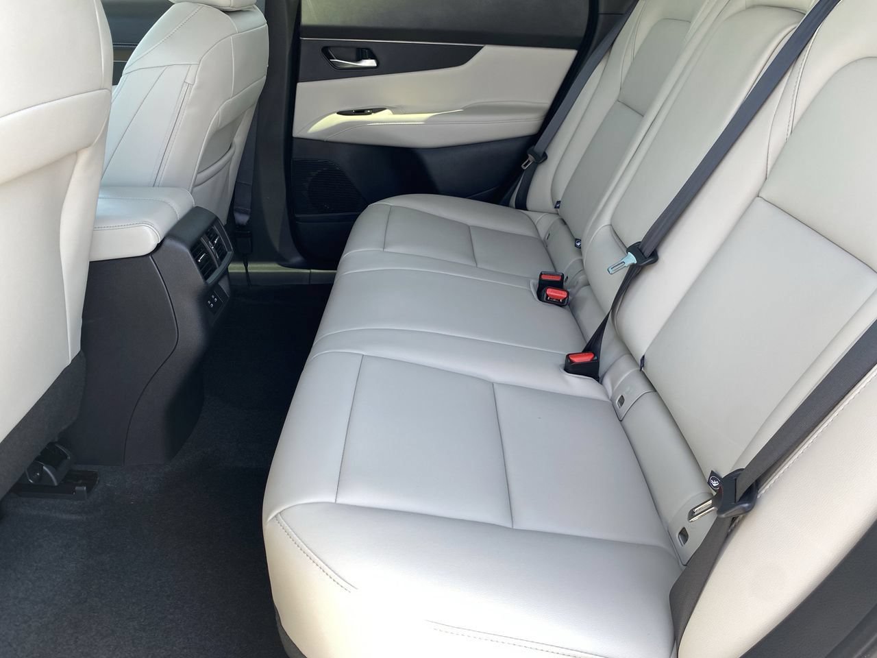 New 2026 Nissan Murano SV AWD/4WD image 14